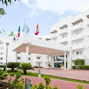 holiday-inn-cancun-arenas.quintano-roohotels.com/